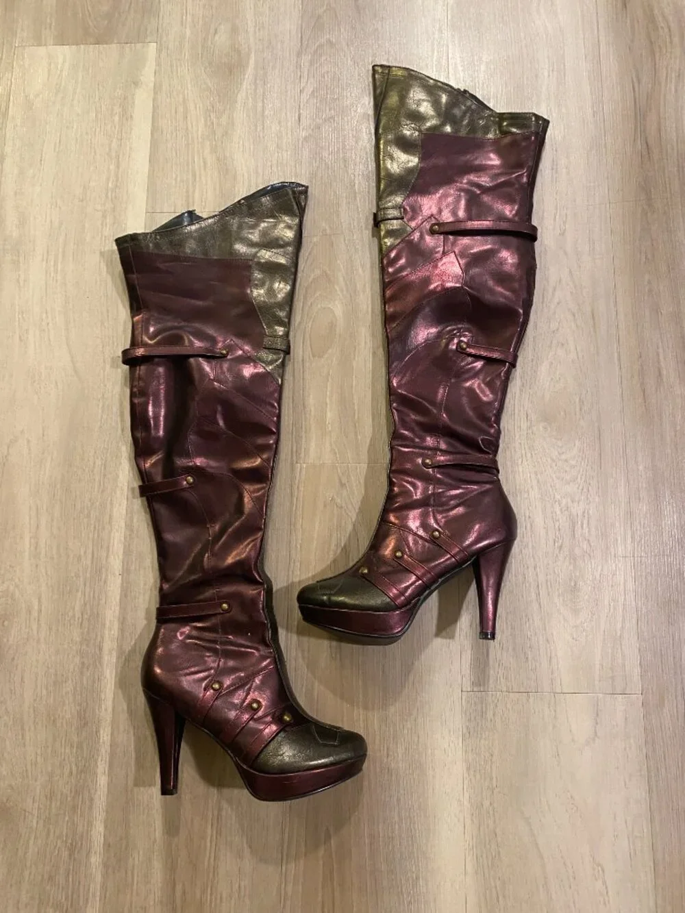 Ellie Over The Knee PlatformHeel Boots Metallic Burgundy Size 7 (Fits a 6) Y2K